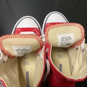 Converse all star ( unisex child size 13.5c)